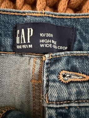 GAP Women High Rose Wide leg crop Jeans in Medium Blue Denim